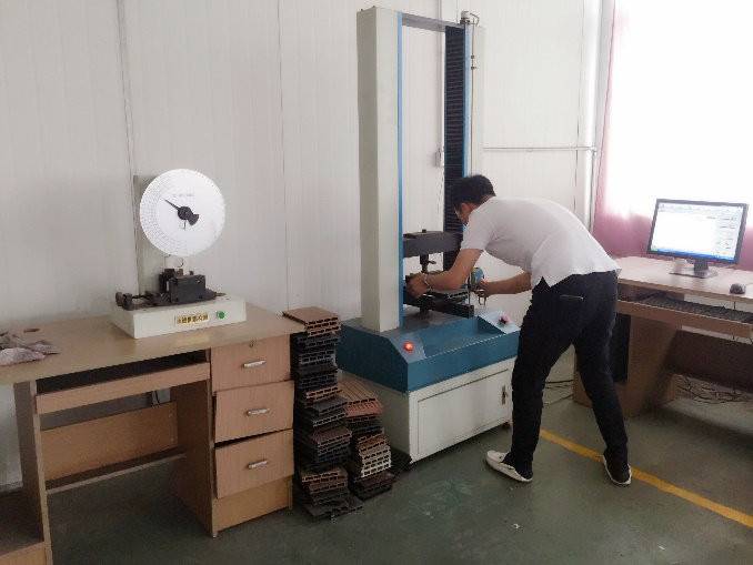 Manual test wpc decorative board