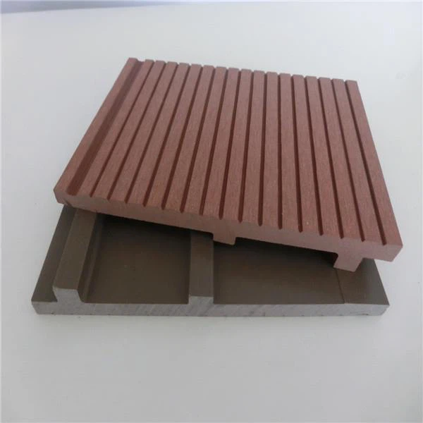 Plastic Wood Outdoor Flooring