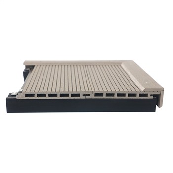 Plastic Wood Composite Flooring With Traditional Wood Grounds